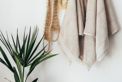 Passage à l’automne : comment adapter sa routine cosmétique ?