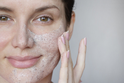 Quelques astuces pour exfolier la peau avec un gommage en douceur